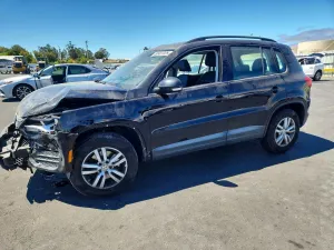 Volkswagen Tiguan 2.0L 4 2017