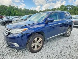Toyota Highlander 3.5L 6 2013