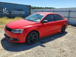 Volkswagen Jetta 2.0L 4 2014