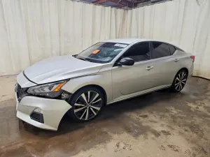 Nissan Altima 2.5L 4 2020