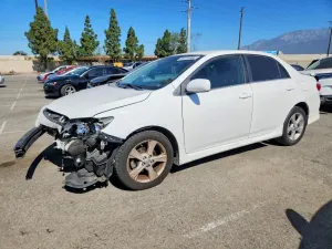 Toyota Corolla 1.8L 4 2013