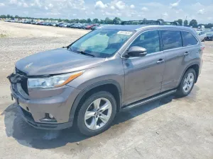 Toyota Highlander 3.5L 6 2016
