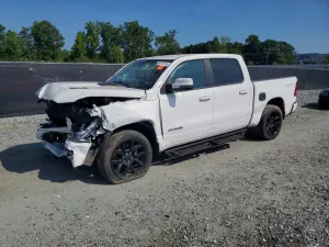 RAM 1500 5.7L 8 2023