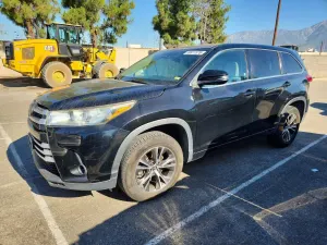 Toyota Highlander 3.5L 6 2017