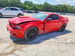 Ford Mustang 3.7L 6 2014