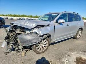 Volvo XC90 2.0L 4 2018