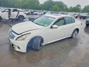 Infiniti G37 3.7L 6 2010
