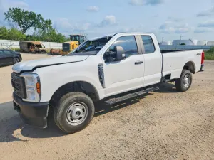 Ford F-250 6.8L 8 2024