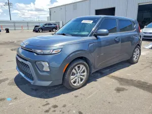 Kia Soul 2.0L 4 2021