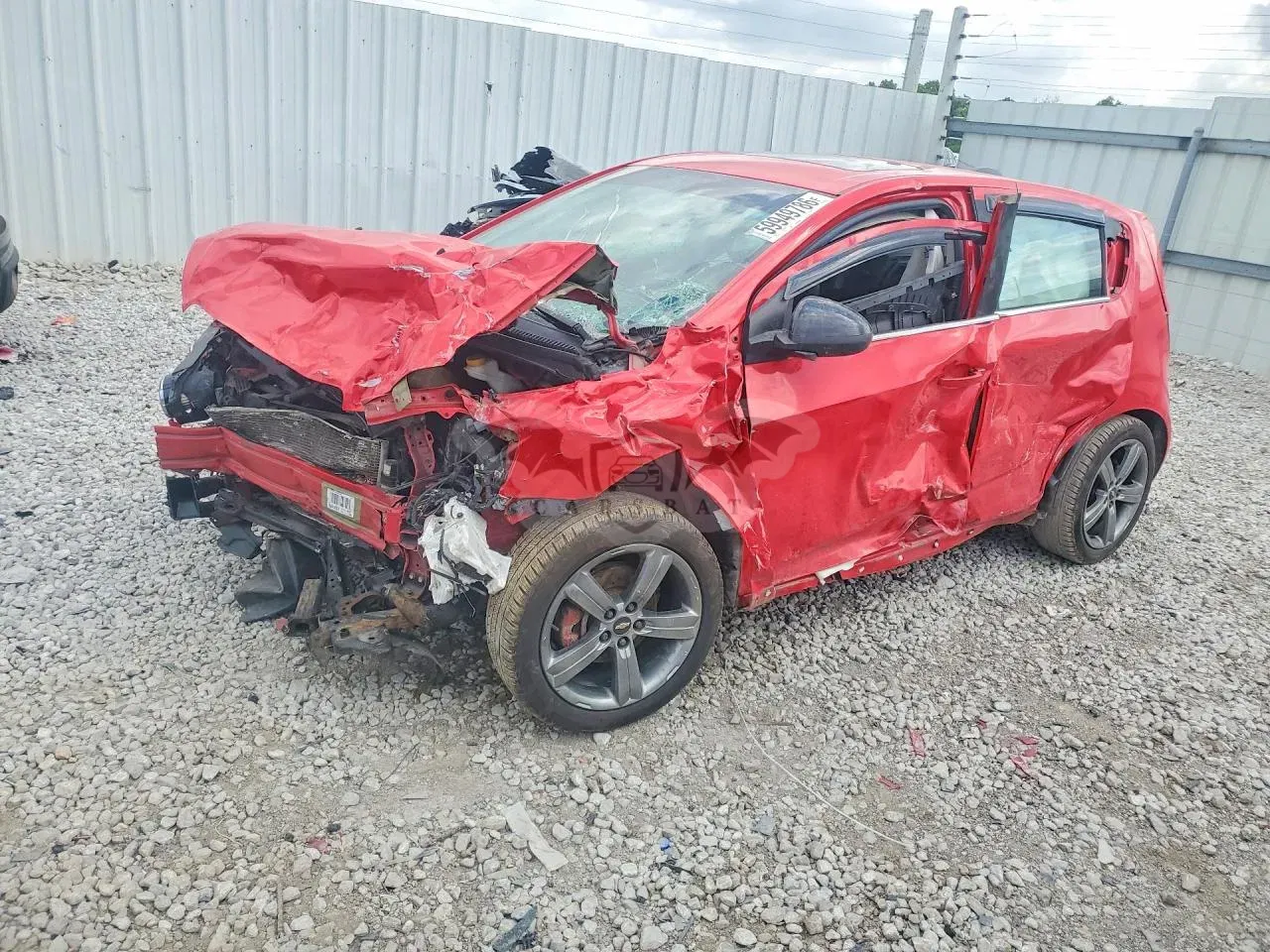 Chevrolet Aveo (Sonic) 1.4L 4 2016