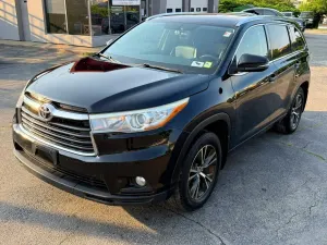 Toyota Highlander 3.5L 6 2016