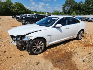 Jaguar XF 2.0L 4 2014