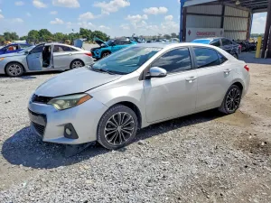 Toyota Corolla 1.8L 4 2015