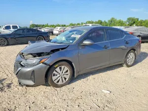 Nissan Sentra 2.0L 4 2025