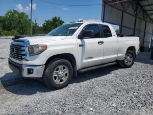 Toyota Tundra 5.7L 8 2018