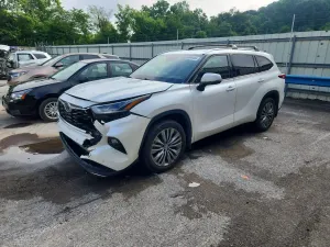 Toyota Highlander 3.5L 6 2020