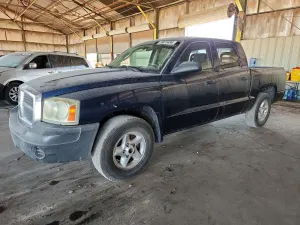 Dodge Dakota 3.7L 6 2005