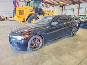 Alfa Romeo Giulia 2.0L 4 2019