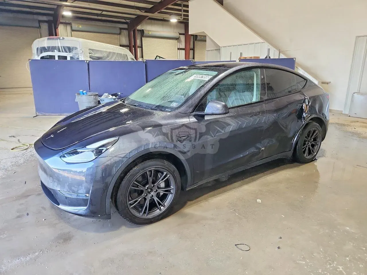 Tesla Model Y 2025