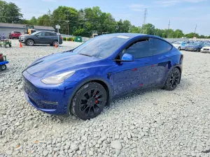 Tesla Model Y 2024