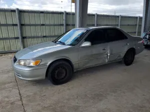 Toyota Camry 2.2L 4 2000