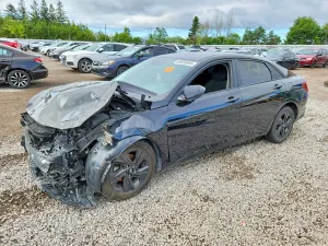 Hyundai Elantra 2.0L 4 2022