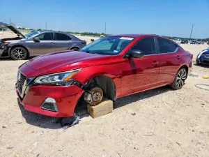 Nissan Altima 2.5L 4 2020