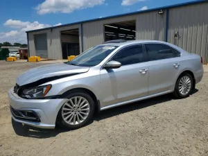 Volkswagen Passat 1.8L 4 2016