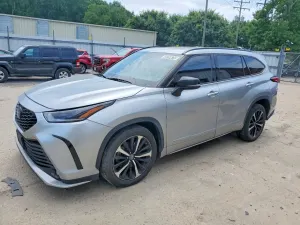 Toyota Highlander 3.5L 6 2021