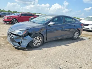 Hyundai Elantra 2.0L 4 2020