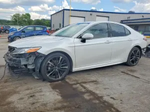 Toyota Camry 2.5L 4 2020