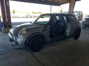 Mini Cooper 2.0L 4 2017