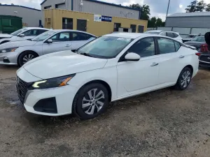 Nissan Altima 2.5L 4 2023