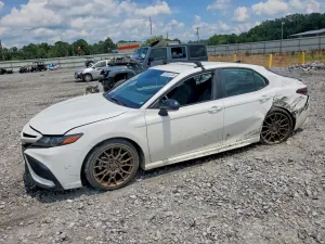 Toyota Camry 2.5L 4 2023