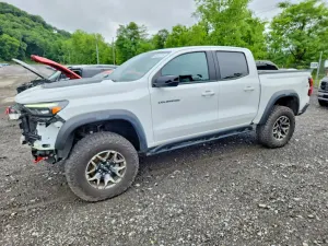 Chevrolet Colorado 2.7L 4 2024