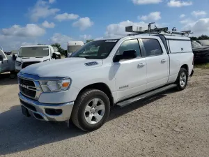 RAM 1500 5.7L 8 2021