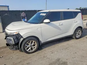 Kia Soul 2.0L 4 2020