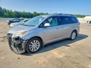 Toyota Sienna 3.5L 6 2011