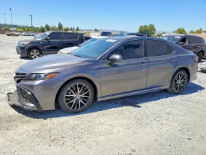 Toyota Camry 2.5L 4 2024