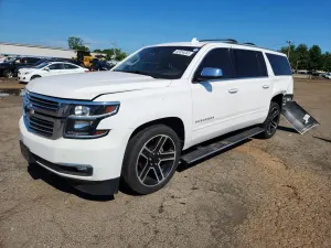 Chevrolet Suburban 5.3L 8 2016