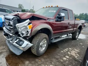 Ford F-250 6.2L 8 2015