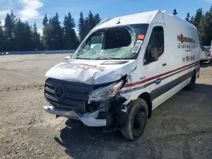 Mercedes-Benz Sprinter 2.0L 4 2024