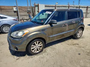 Kia Soul 2.0L 4 2012