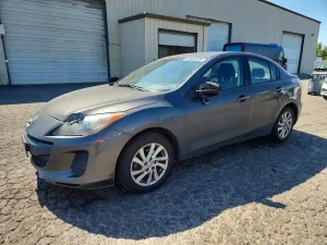 Mazda 3 2.0L 4 2012