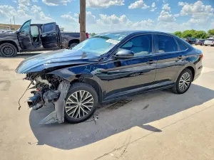 Volkswagen Jetta 1.4L 4 2021