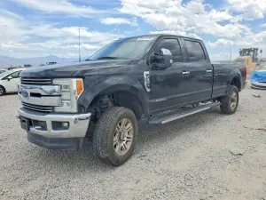 Ford F-350 6.7L 8 2017