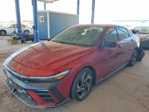 Hyundai Elantra 2.0L 4 2025