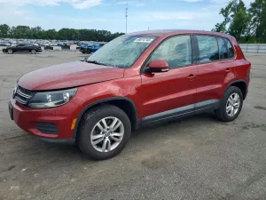 Volkswagen Tiguan 2.0L 4 2013