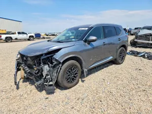 Nissan Rogue 2.5L 4 2021