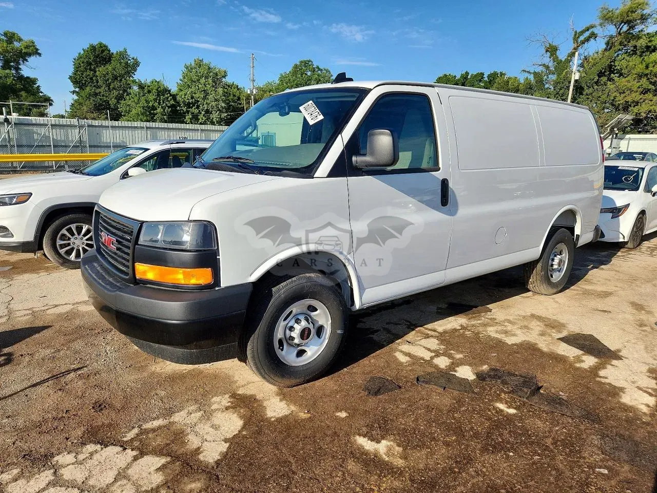 GMC Savana 4.3L 6 2025